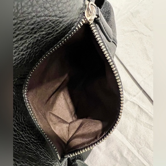 Cole Haan hobo shoulder bag in black leather. - Picture 11 of 14